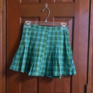 URBAN OUTFITTERS Seersucker Skirt Green Plaid Pleated EUC